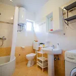 With Parking Space - 5870 Appartement