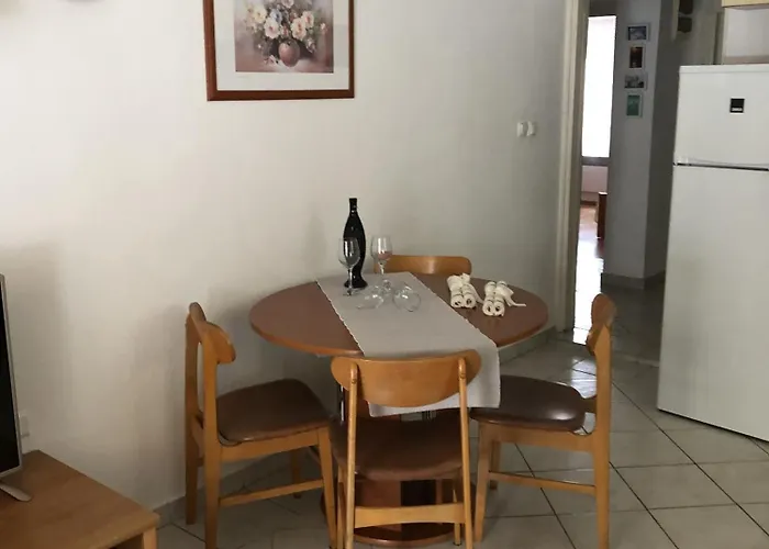 With Parking Space - 5870 דירה
